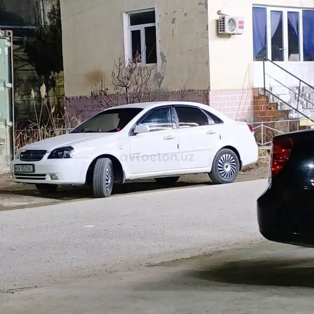 Chevrolet Lacetti,  2 позиция
