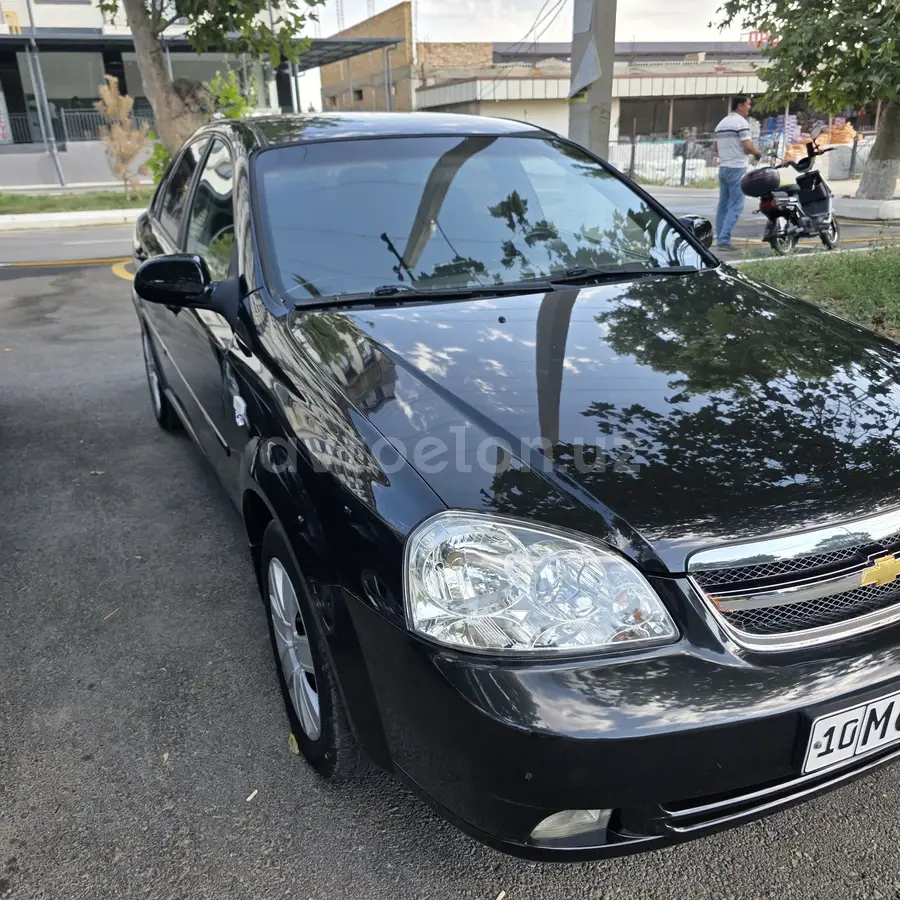 Chevrolet Lacetti,  2 позиция