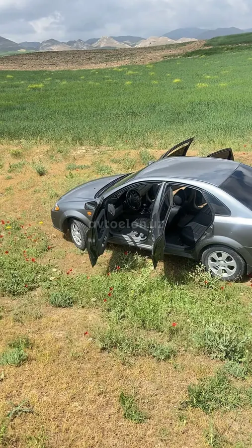 Chevrolet Gentra,  2 позиция