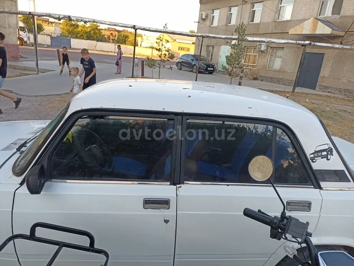 ВАЗ (Lada) 2105