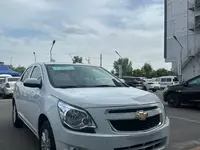 Белый Chevrolet Cobalt, 4 позиция 2026 года, КПП Автомат, в Ташкент за ~12 853 y.e. id7248677
