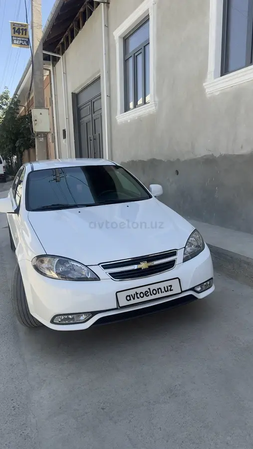 Chevrolet Gentra,  1 позиция