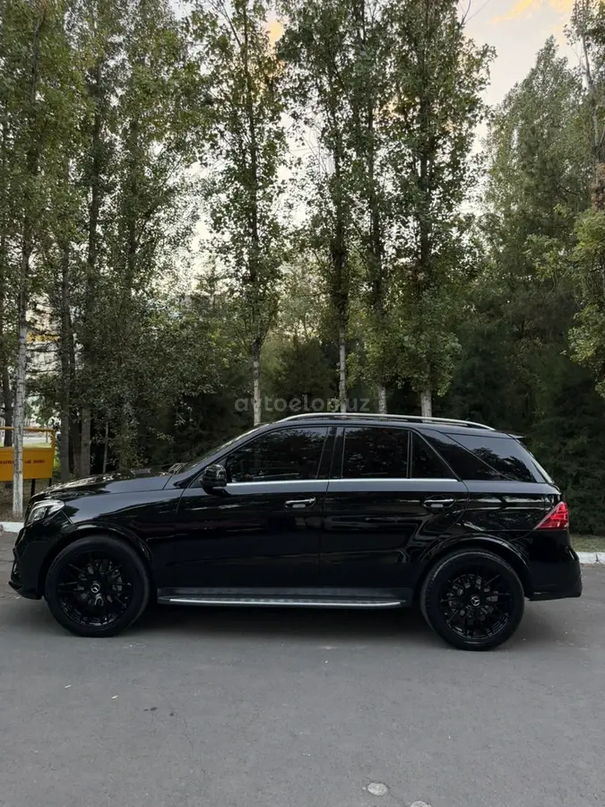 Mercedes-Benz ML 350