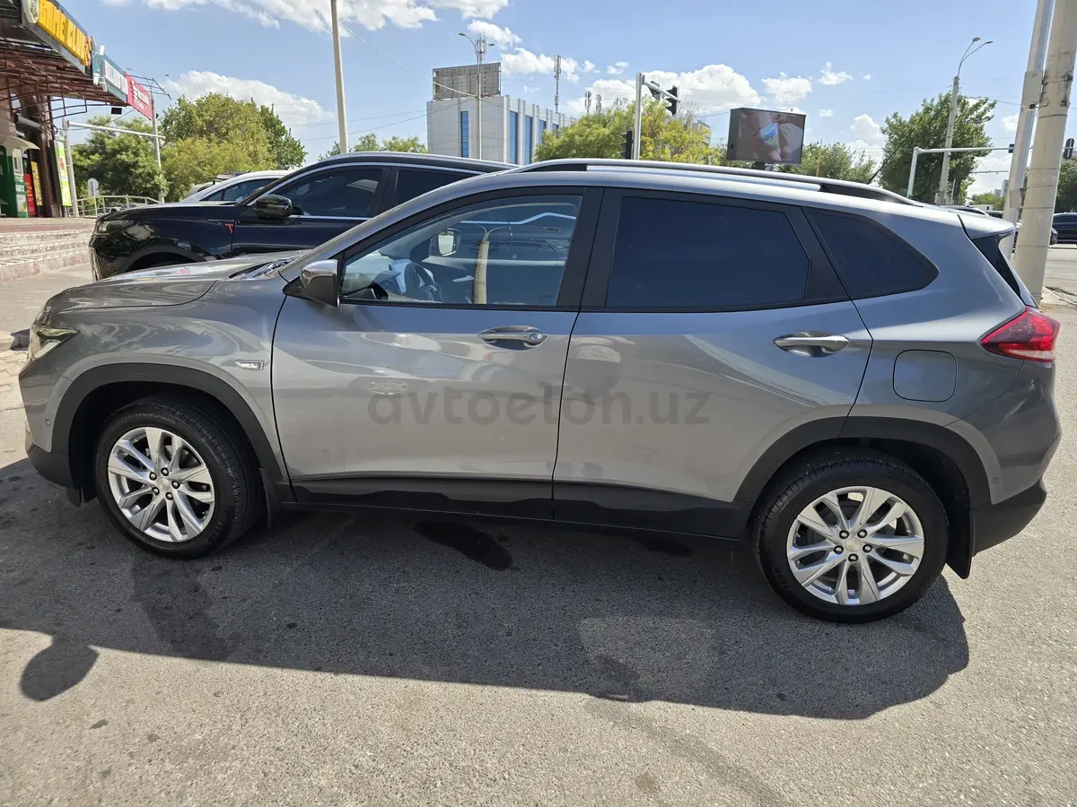 Chevrolet Tracker 2
