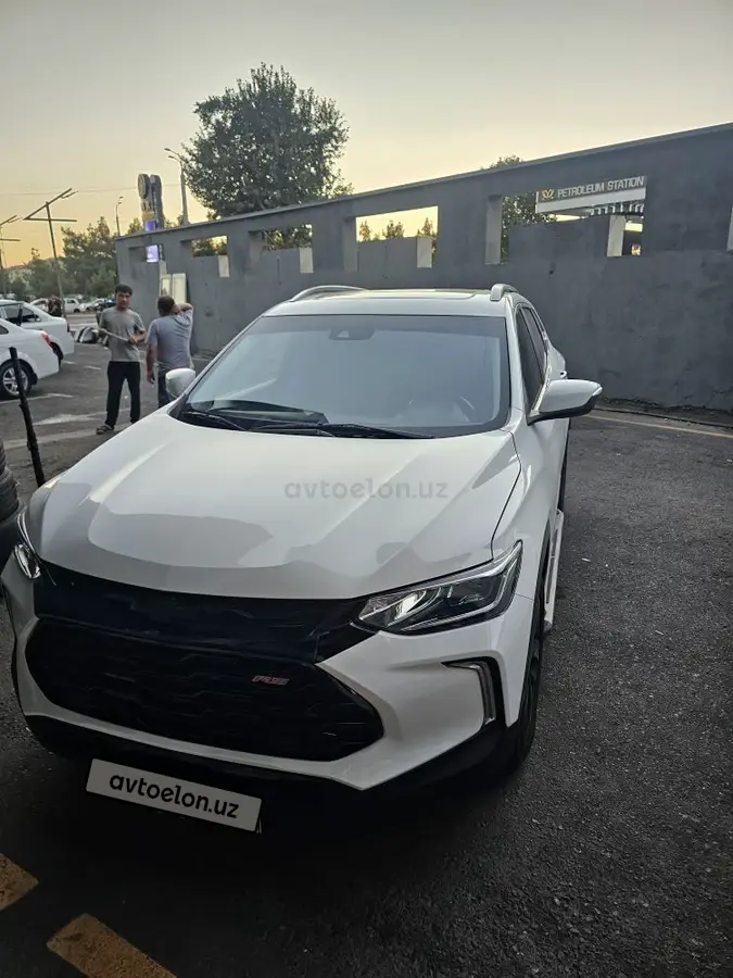 Chevrolet Tracker 2