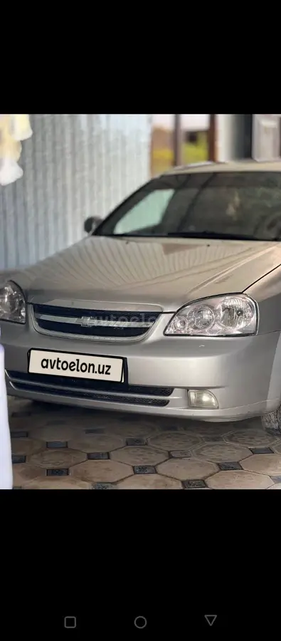 Chevrolet Lacetti,  1 позиция Газ-бензин