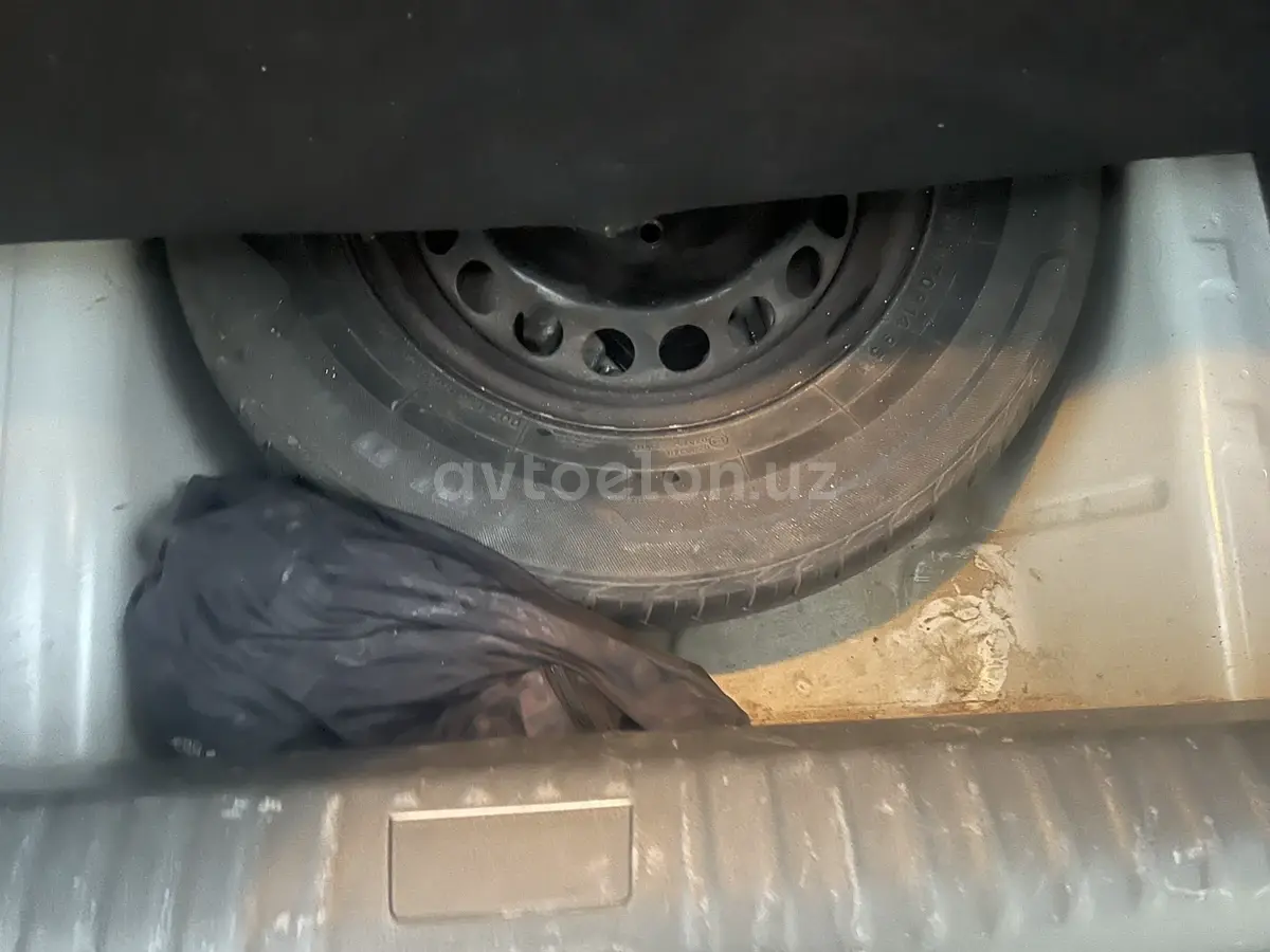 Chevrolet Cobalt,  2 позиция
