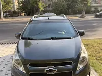 Мокрый асфальт Chevrolet Spark, 3 позиция 2019 года, КПП Автомат, в Ташкент за 7 500 y.e. id7448952