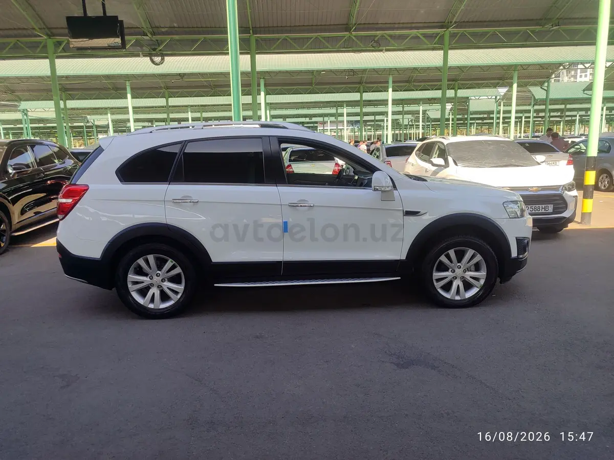 Chevrolet Captiva,  3 позиция