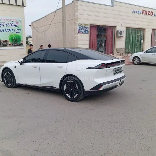 Deepal SL03