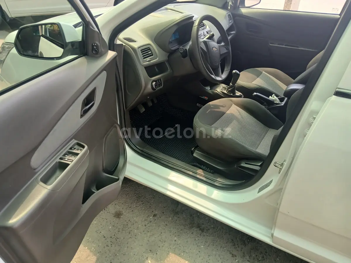 Chevrolet Cobalt,  2 позиция