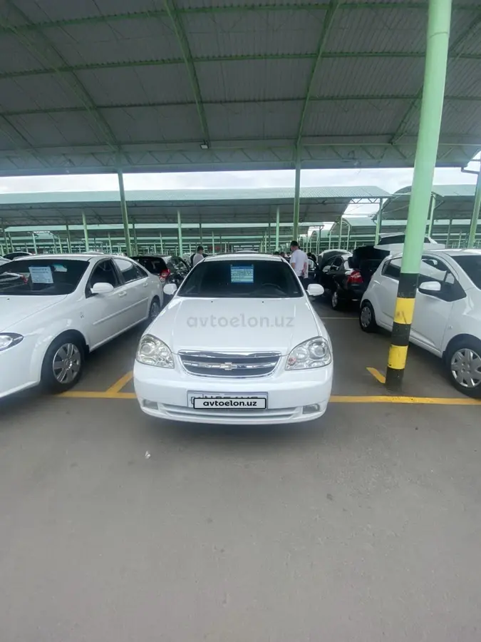 Chevrolet Lacetti,  3 позиция