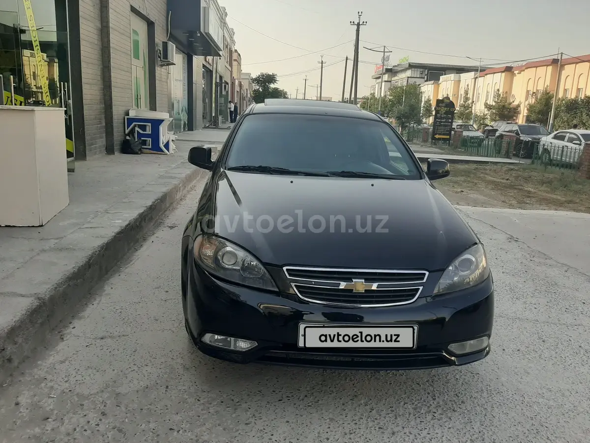 Chevrolet Gentra,  3 позиция