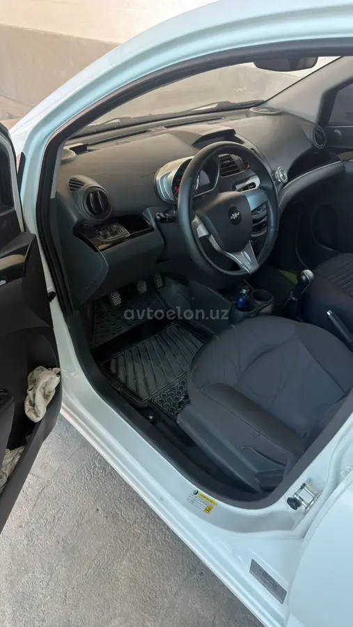 Chevrolet Spark,  3 позиция