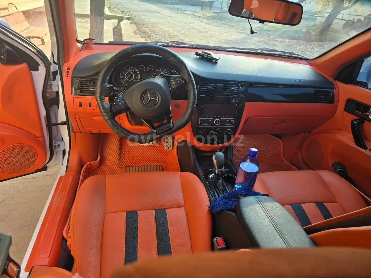 Chevrolet Gentra,  3 позиция