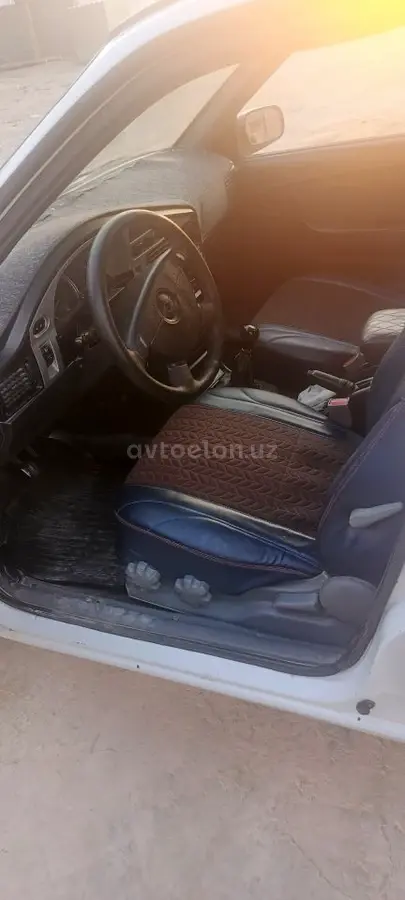 Chevrolet Nexia 2,  3 позиция DOHC