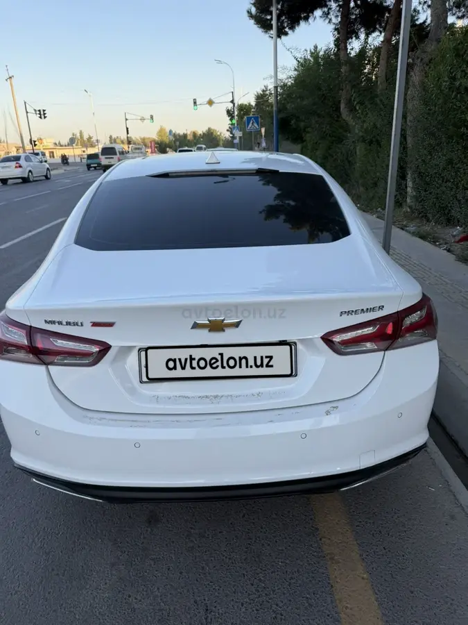 Chevrolet Malibu 2