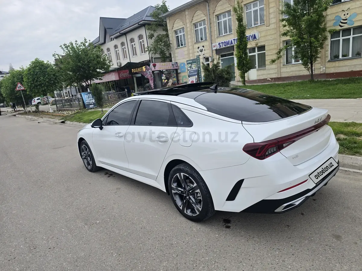 Kia K5