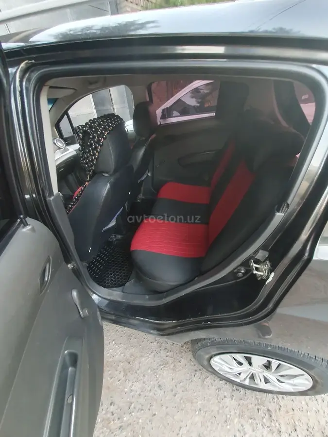 Chevrolet Spark,  1 позиция