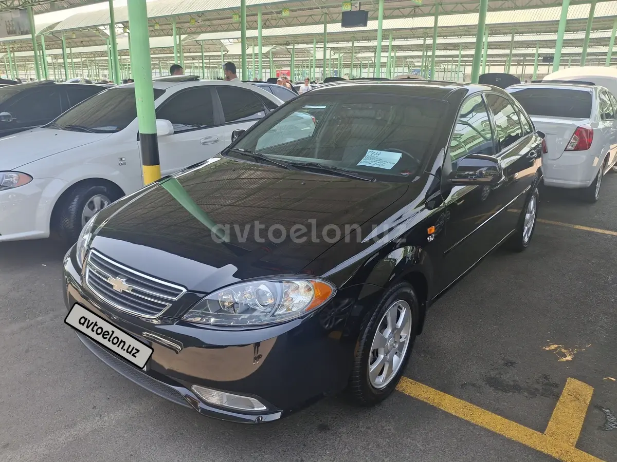 Chevrolet Gentra,  3 позиция