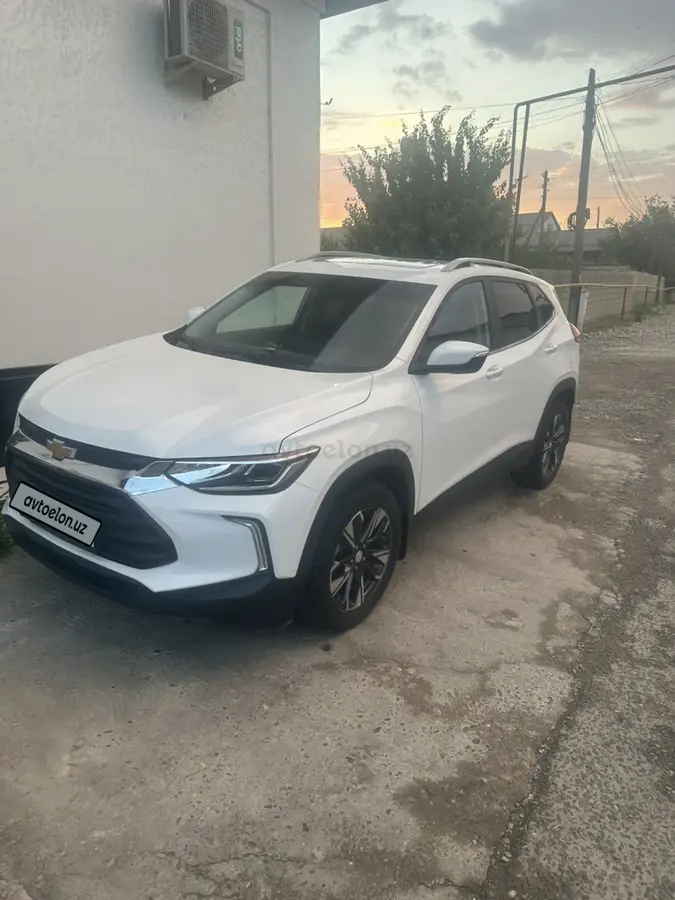 Chevrolet Tracker,  3 позиция