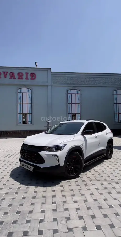 Chevrolet Tracker 2