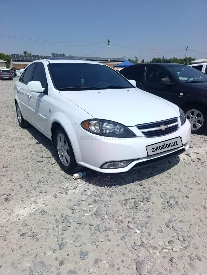 Chevrolet Gentra,  3 позиция