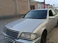 Mercedes-Benz C 200 1995 года, в Алтыарык за 3 000 y.e. id7237690