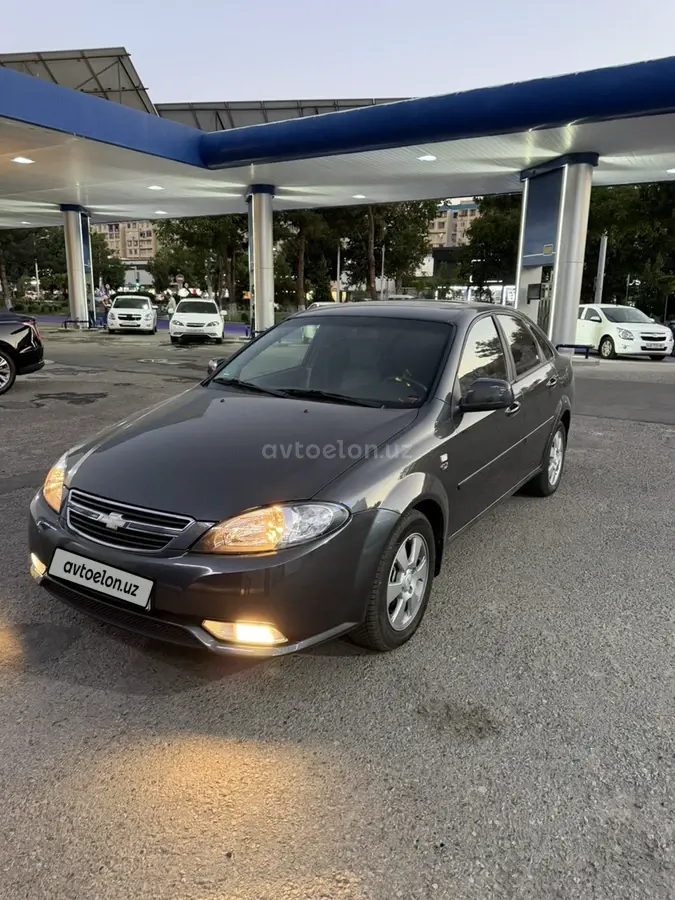 Chevrolet Lacetti,  3 позиция