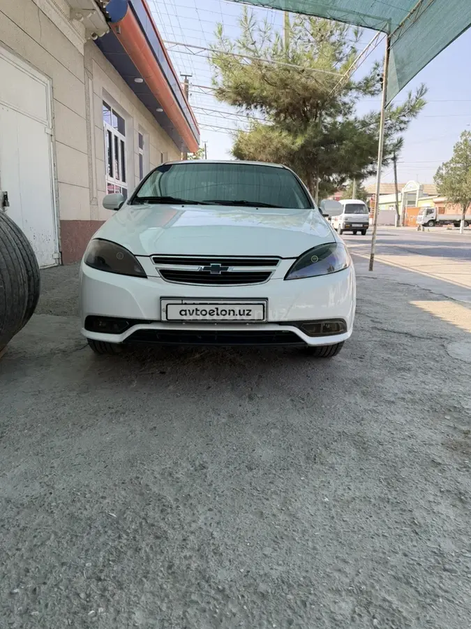 Chevrolet Lacetti,  3 позиция