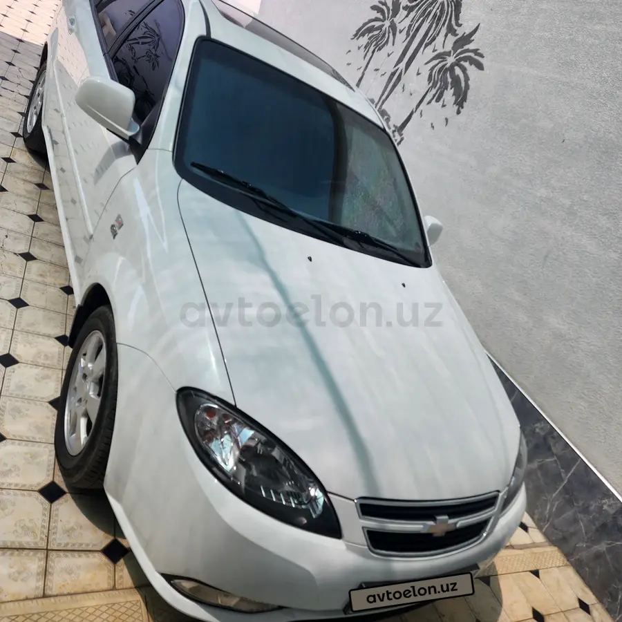 Chevrolet Gentra,  3 позиция