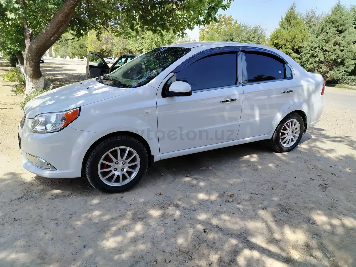 Chevrolet Nexia 3,  2 позиция