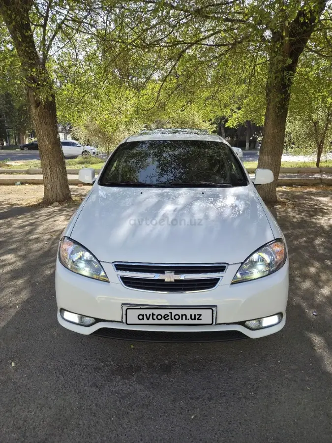 Chevrolet Gentra,  3 позиция