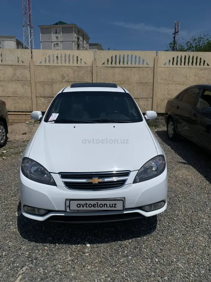 Chevrolet Gentra,  3 позиция