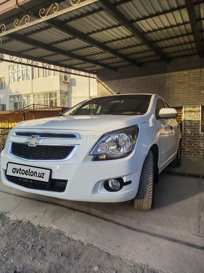 Chevrolet Cobalt,  2 позиция