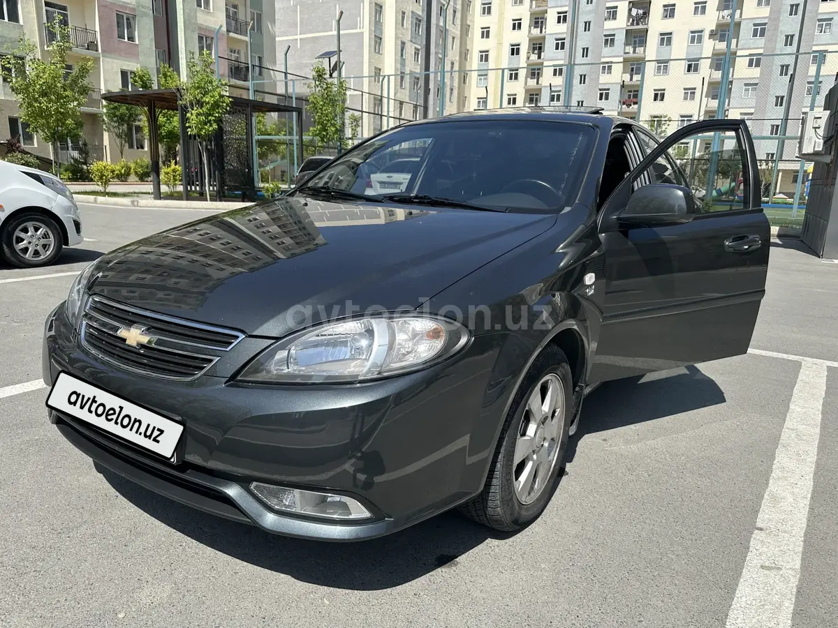 Chevrolet Gentra,  3 позиция