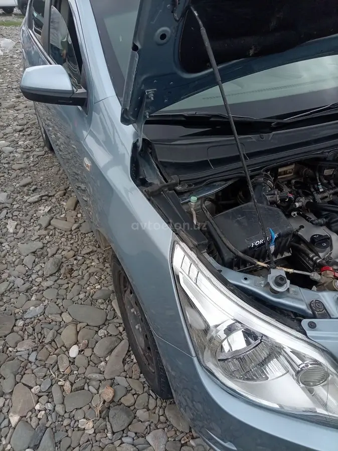 Chevrolet Cobalt,  2 позиция