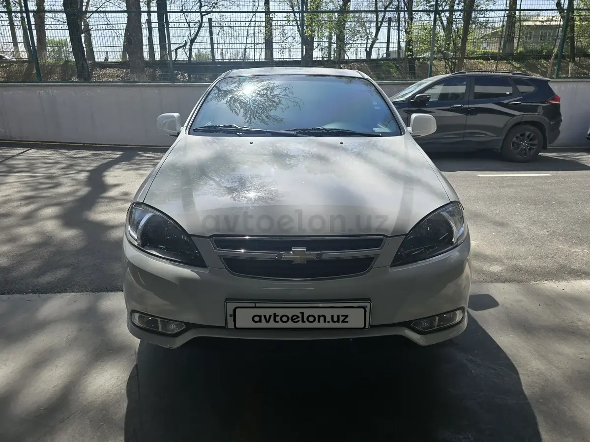 Chevrolet Gentra,  3 позиция