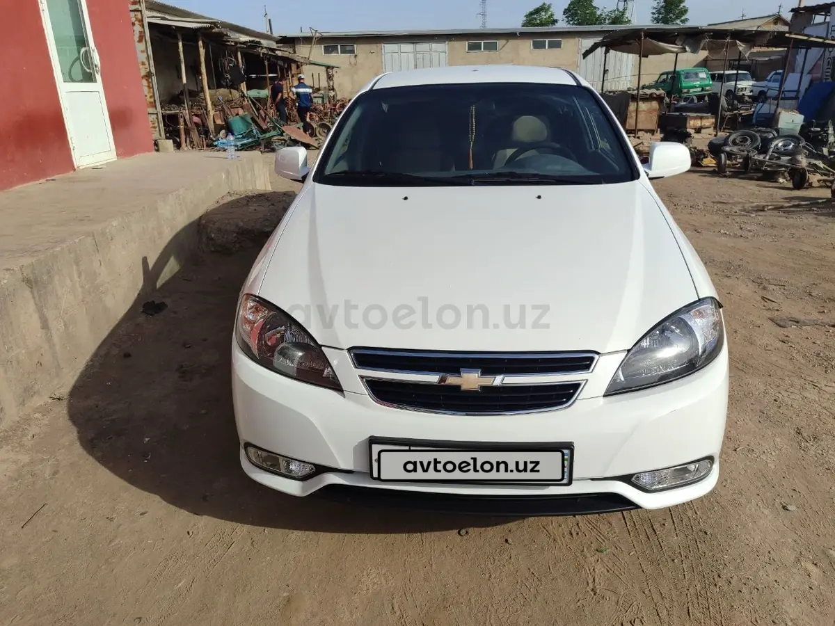 Chevrolet Gentra,  2 позиция