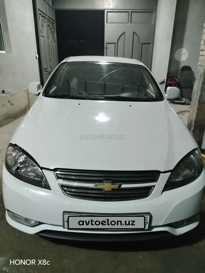 Chevrolet Gentra,  2 позиция