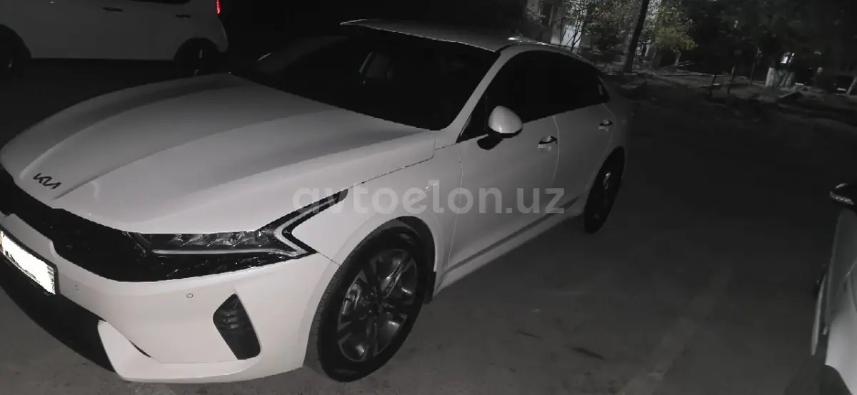 Kia K5
