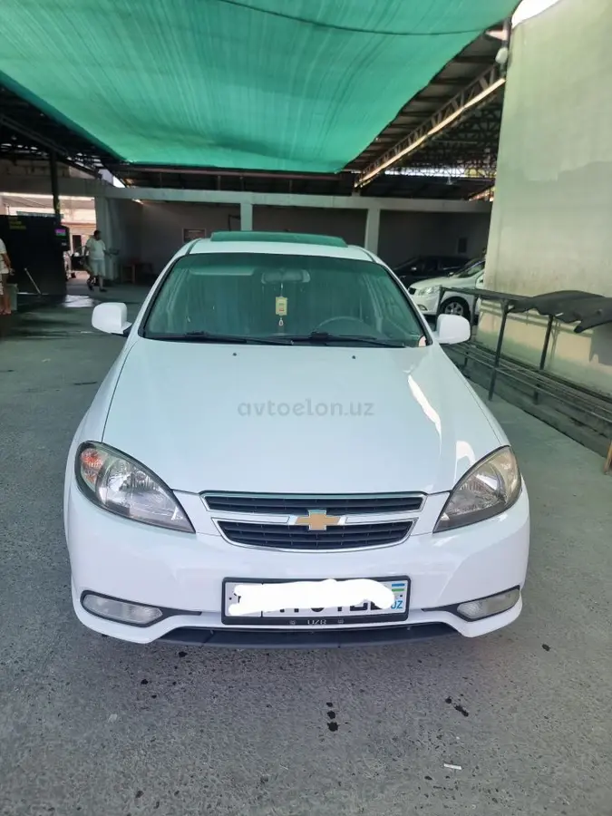 Chevrolet Gentra,  3 позиция