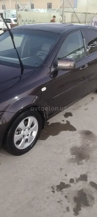 Chevrolet Gentra,  3 позиция