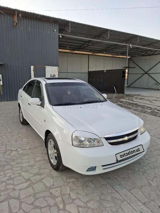 Chevrolet Lacetti,  3 позиция