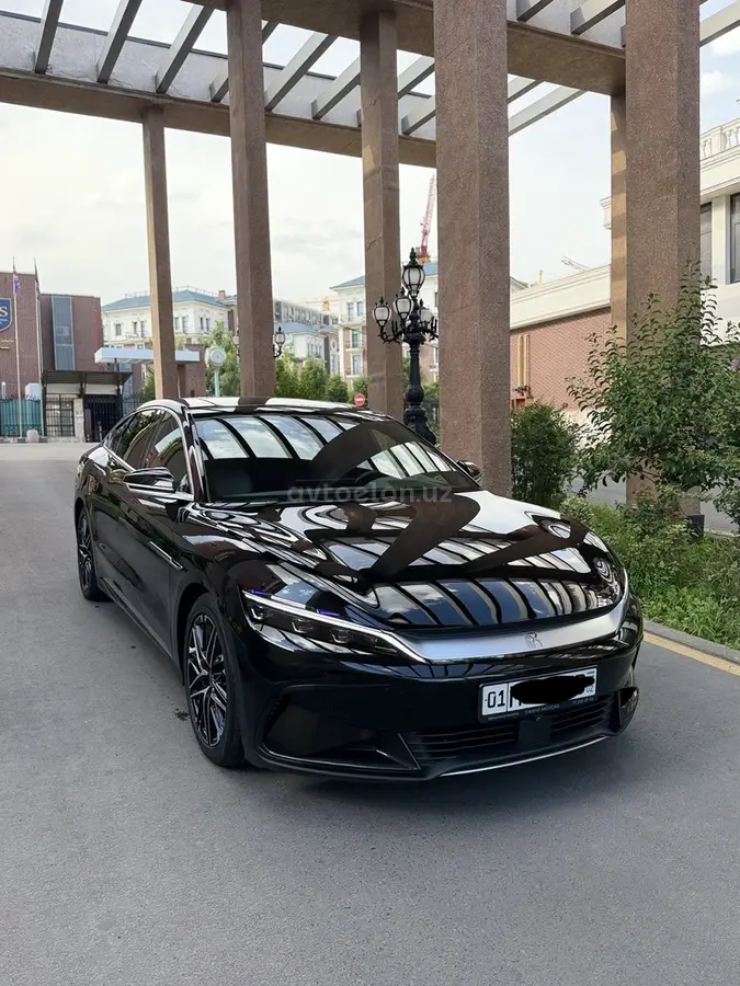 BYD Han EV