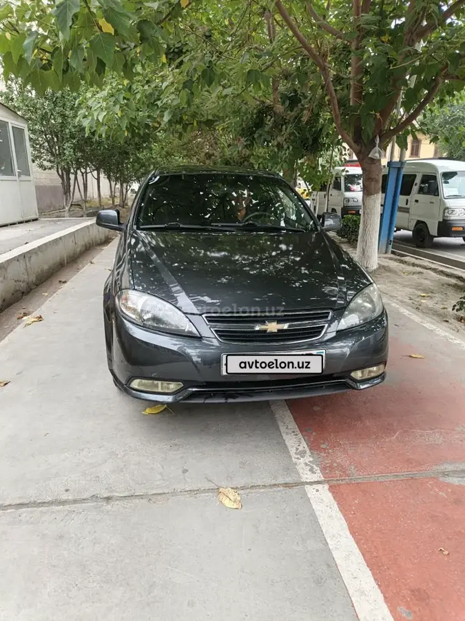 Chevrolet Gentra,  2 позиция
