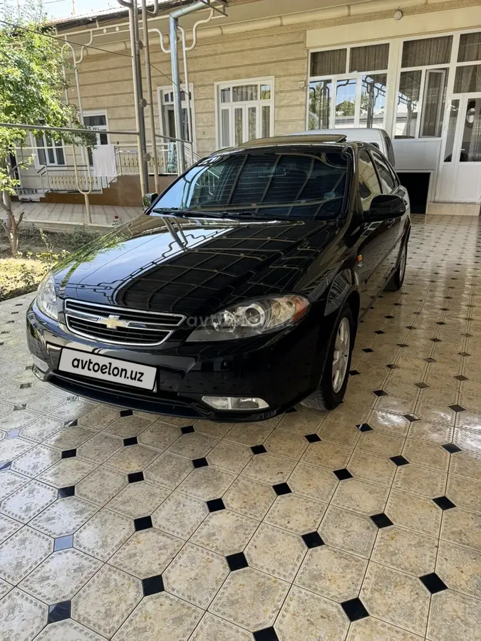Chevrolet Gentra,  3 позиция