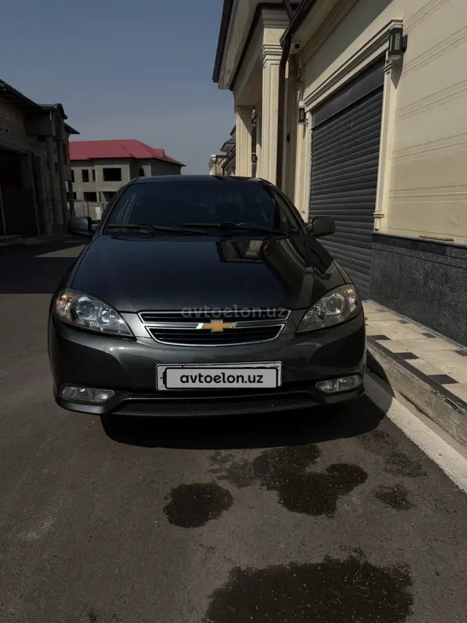 Chevrolet Gentra,  3 позиция