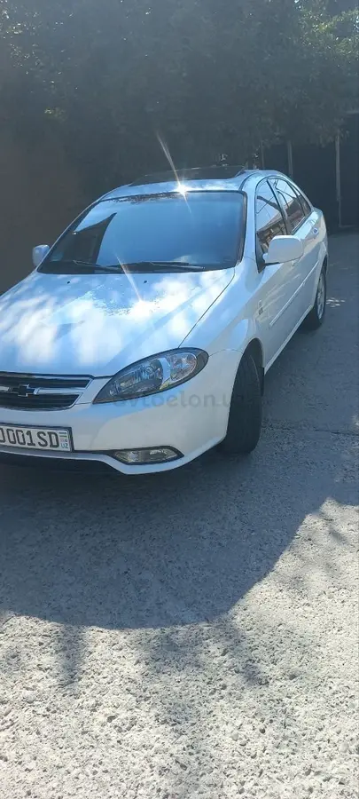 Chevrolet Gentra,  3 позиция