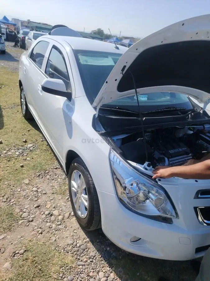 Chevrolet Cobalt,  3 позиция